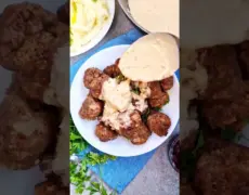 Descubre la deliciosa tradición de las Lihapullat en la gastronomía finlandesa