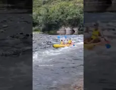Turismo en Finlandia: Descubre la emocionante experiencia de montar en canoa por el río Kemijoki
