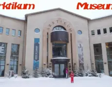Descubre el encanto del turismo en Rovaniemi con una visita al Museo de Arte