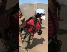 Descubre el emocionante turismo de aventura en las colinas de Levi: Parapente en Finlandia
